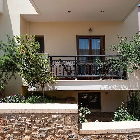 Cyrenia モネンバシア