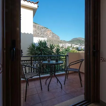 Cyrenia بيت ضيافة Monemvasía