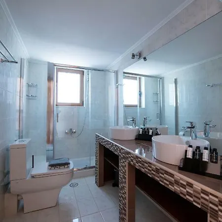 بيت ضيافة Cyrenia