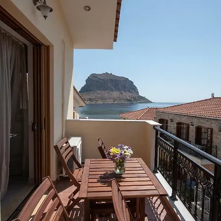 Cyrenia بيت ضيافة Monemvasía