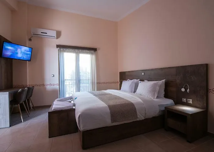 Πανσιόν Cyrenia 3*