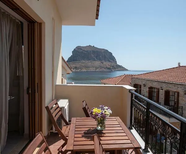 Cyrenia Πανσιόν Μονεμβασιά